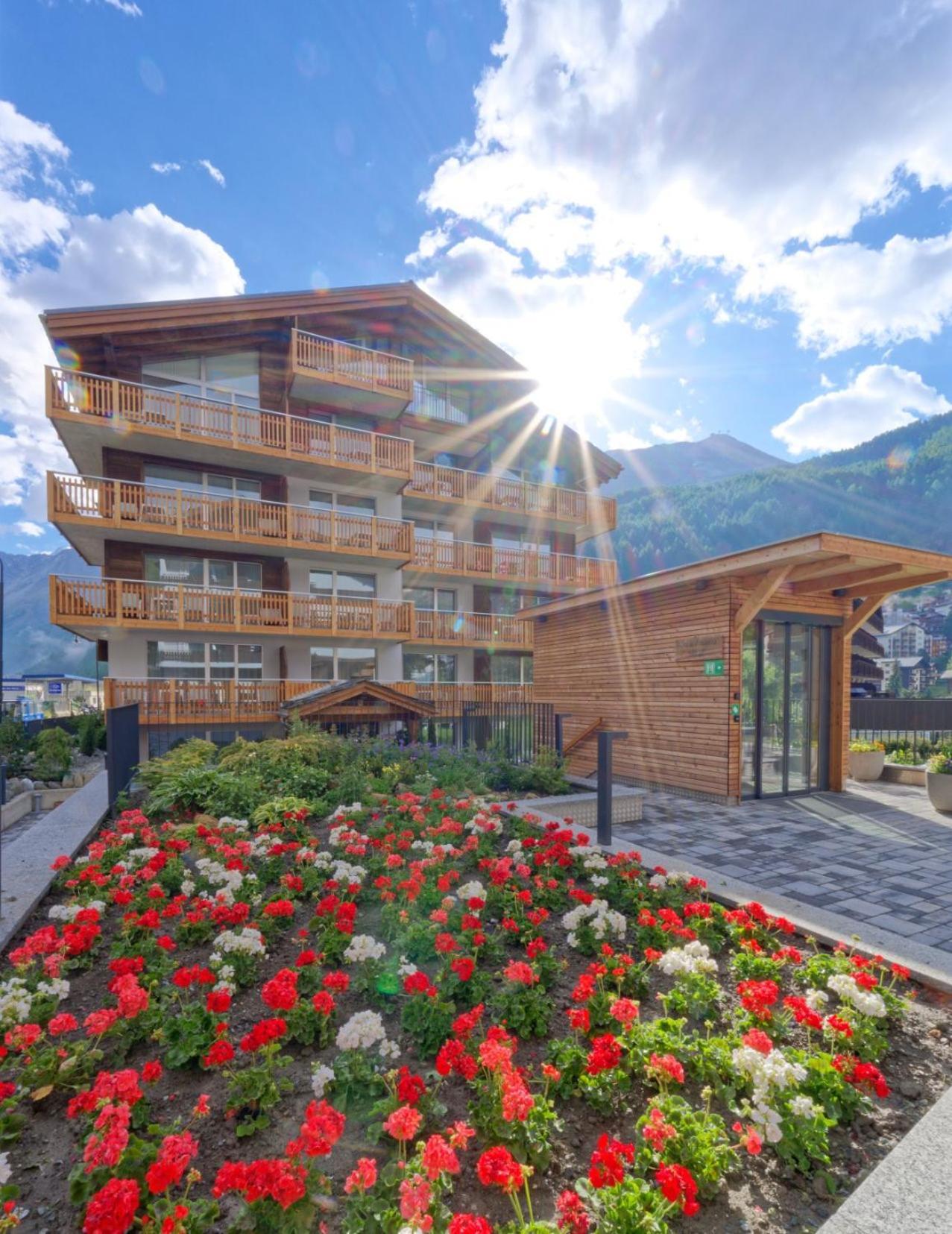 Naco Aparthotel By Arca Spa Zermatt Exteriör bild