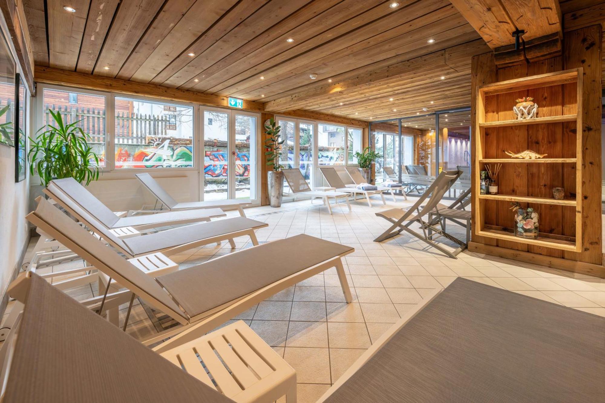 Naco Aparthotel By Arca Spa Zermatt Exteriör bild